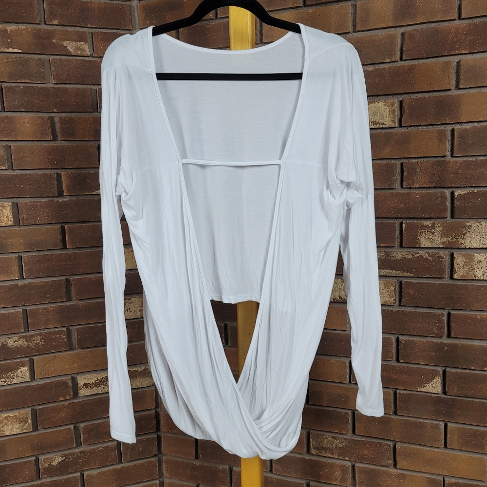 Zyia convertible cross wrap long sleeve white stretch cardigan athletic